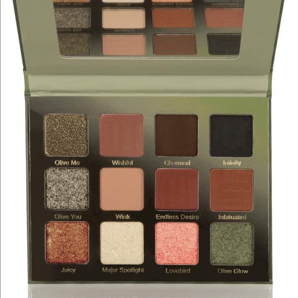 Violet Voss Olive You Forever Palette